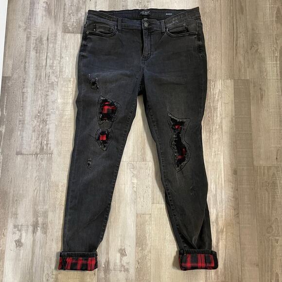 Judy Blue Jeans Skinny Fit Buffalo Patch Black-washed Distressed sz15/32 - Picture 15 of 16